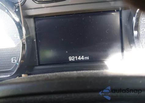 2019 Chevrolet Tahoe Lt z USA, uszkodzony, nr VIN 1GNSKBKC9KR261235